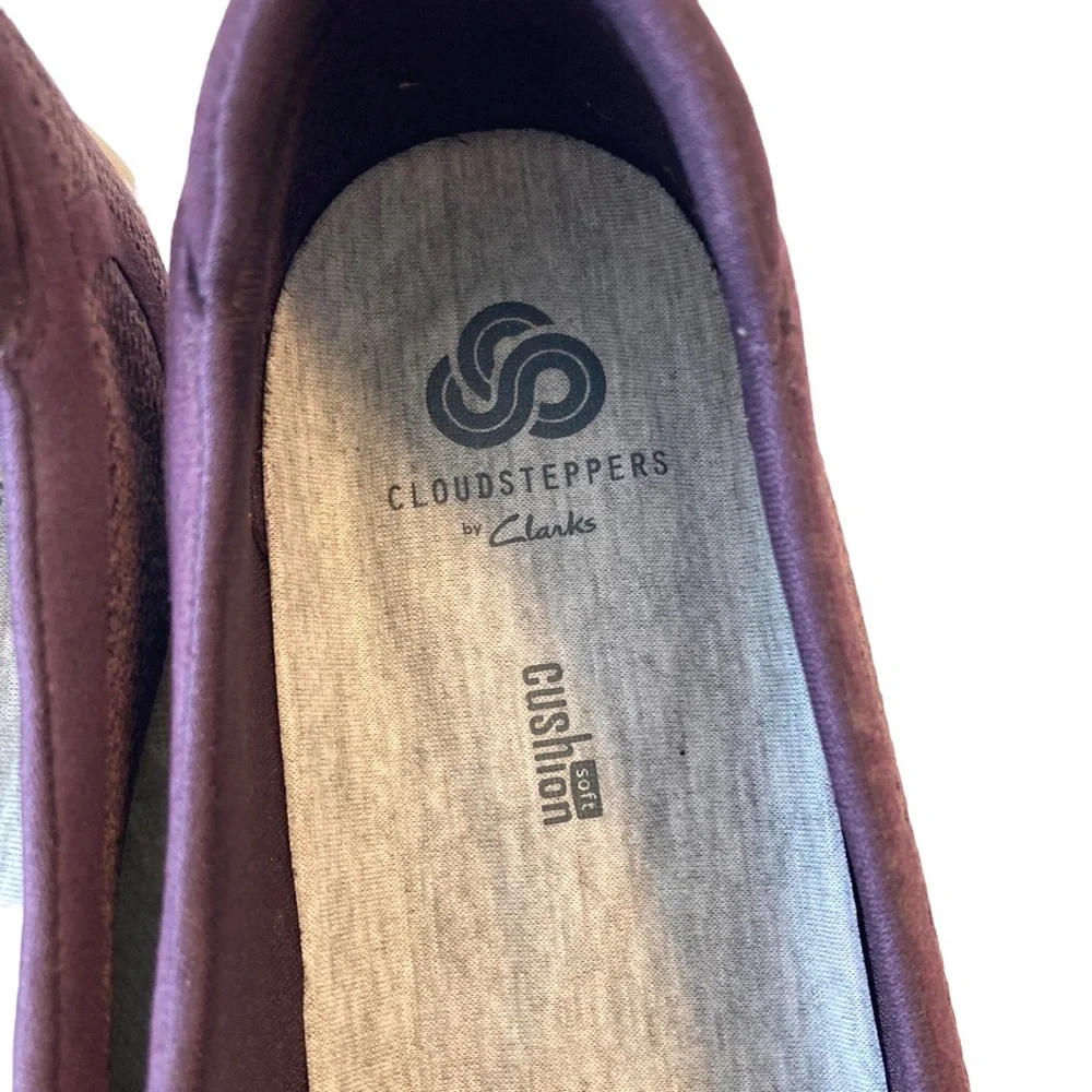 Clarks Step Allena Lo Ladies Aubergine Slip On Shoes US size 9 CLOUDSTEPPERS